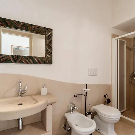 Antica Corte Dell'800 *