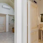 Antica Corte Dell'800 Appartement Castrignano del Capo